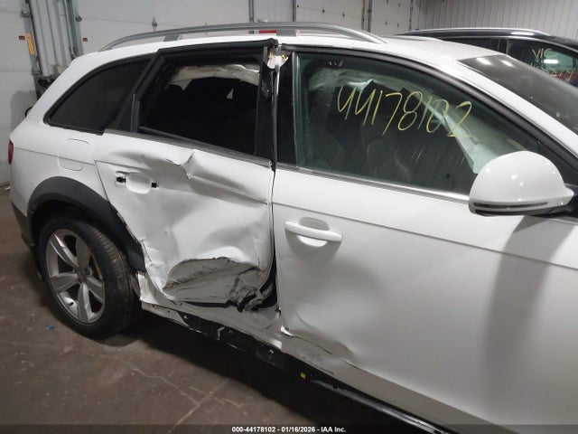2016 AUDI ALLROAD WA1UFAFL0GA014583 Photo 5