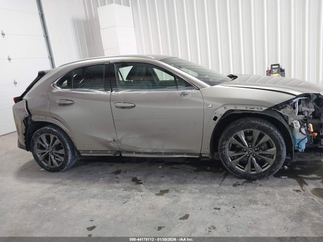 Продаж на аукціоні авто 2019 Lexus Ux 250h F Sport, vin: JTHU9JBH0K2014468, номер лоту: 44178112