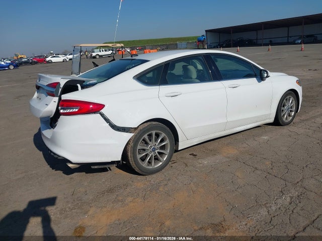 Ford FUSION SE 2017 3FA6P0H71HR343523 Image 4