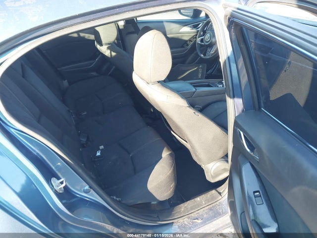 2017 Mazda Mazda3 Sport მანქანა იყიდება აუქციონზე, vin: 3MZBN1U71HM108477, აუქციონის ნომერი: 44178140