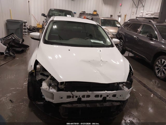 1FADP3F28HL222745 Ford FOCUS SE