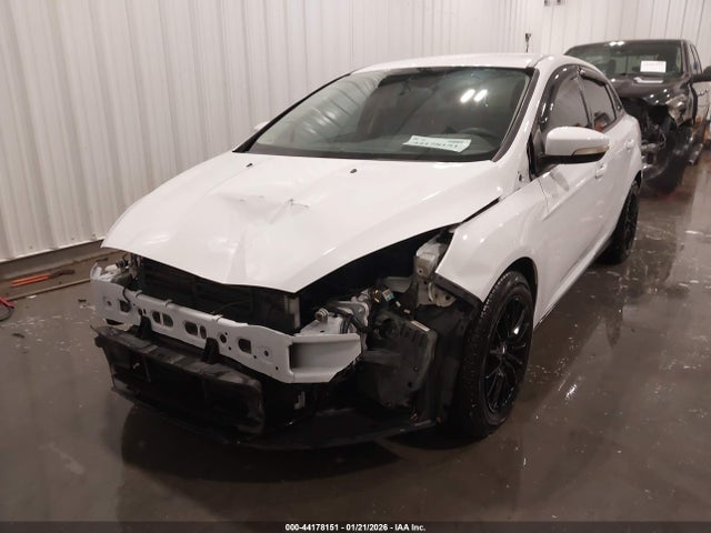 1FADP3F28HL222745 Ford FOCUS SE