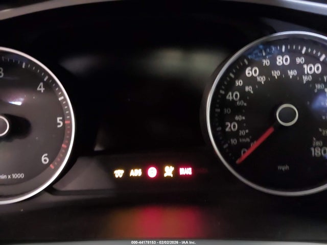 2013 Volkswagen Touareg Tdi Lux მანქანა იყიდება აუქციონზე, vin: WVGEP9BP3DD011102, აუქციონის ნომერი: 44178153