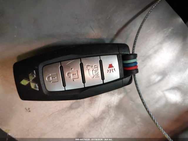 2022 MITSUBISHI OUTLANDER JA4J4UA89NZ039302 Photo 10