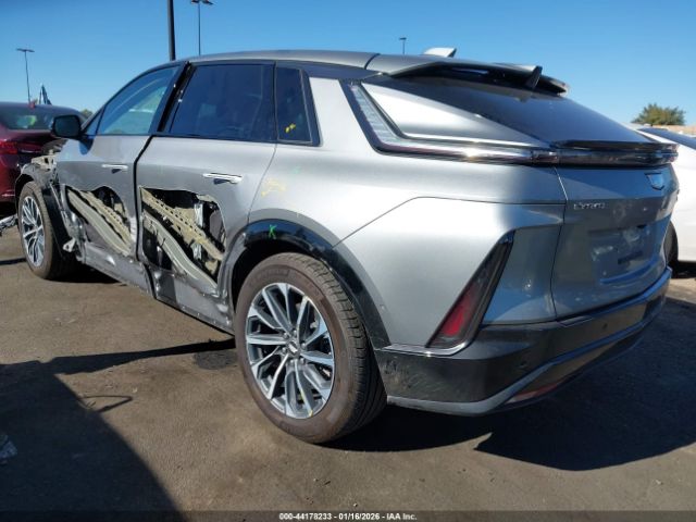 2024 CADILLAC LYRIQ 1GYKPVRL2RZ114311 Photo 2