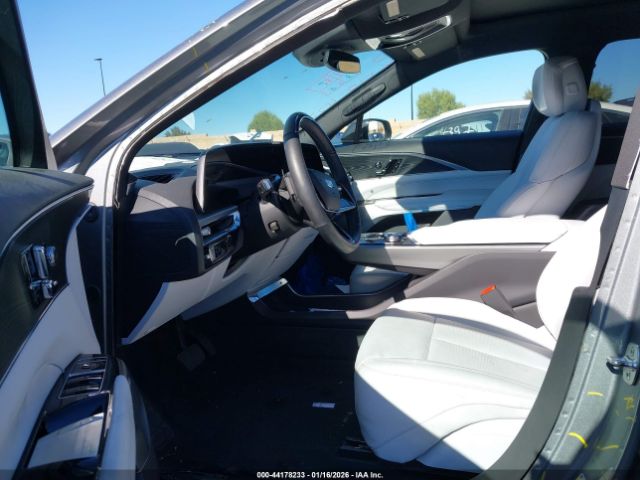 2024 CADILLAC LYRIQ 1GYKPVRL2RZ114311 Photo 4