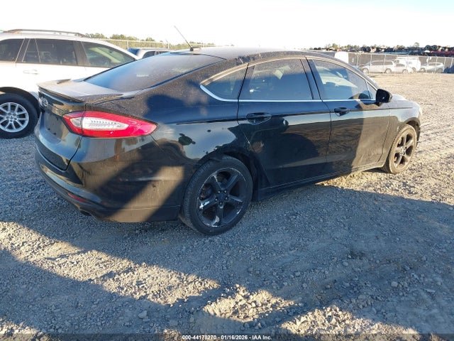 Ford FUSION S 2016 3FA6P0G72GR376966 Image 4
