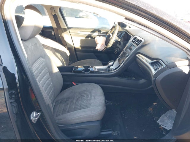 Ford FUSION S 2016 3FA6P0G72GR376966 Image 5