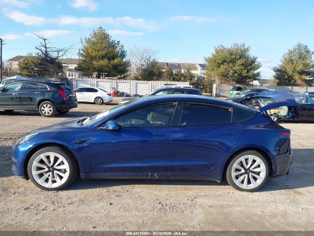 44178301 :رقم المزاد ، 5YJ3E1EB7NF111507 vin ، 2022 Tesla Model 3 Long Range Dual Motor All-wheel Drive مزاد بيع