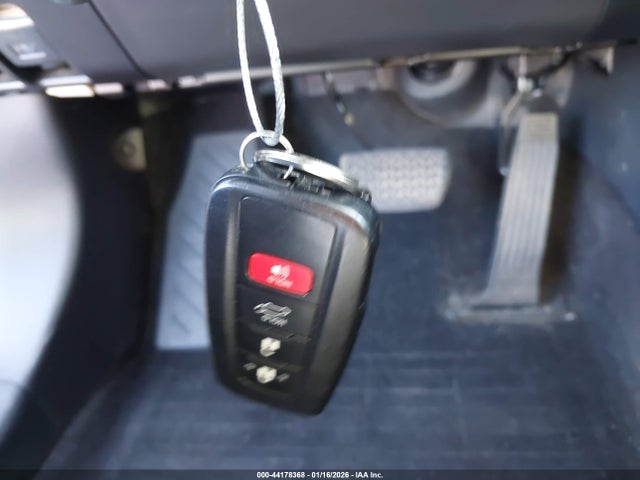 JTMY1RFV4KD010419 Toyota Rav4 Limited