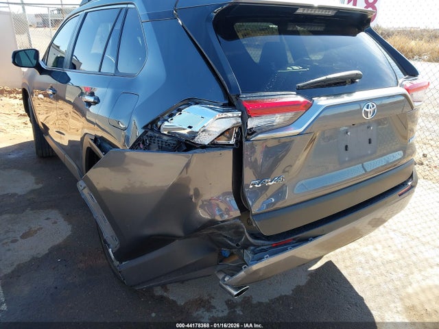 JTMY1RFV4KD010419 Toyota Rav4 Limited