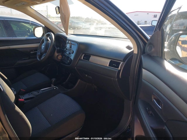 2014 MITSUBISHI OUTLANDER JA4AD2A33EZ006935 Photo 4