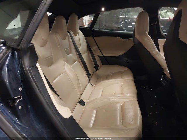 2015 TESLA MODEL S 5YJSA1H27FFP70210 Photo 7