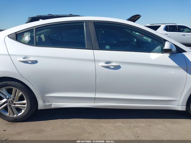 Hyundai ELANTRA SEL 2019 5NPD84LF0KH424169 Image 14