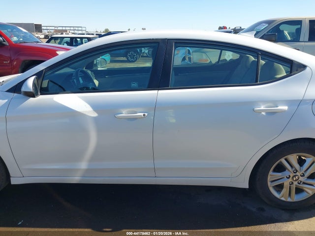 Hyundai ELANTRA SEL 2019 5NPD84LF0KH424169 Image 15