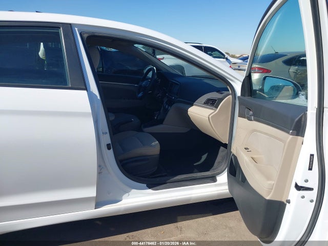 Hyundai ELANTRA SEL 2019 5NPD84LF0KH424169 Image 5