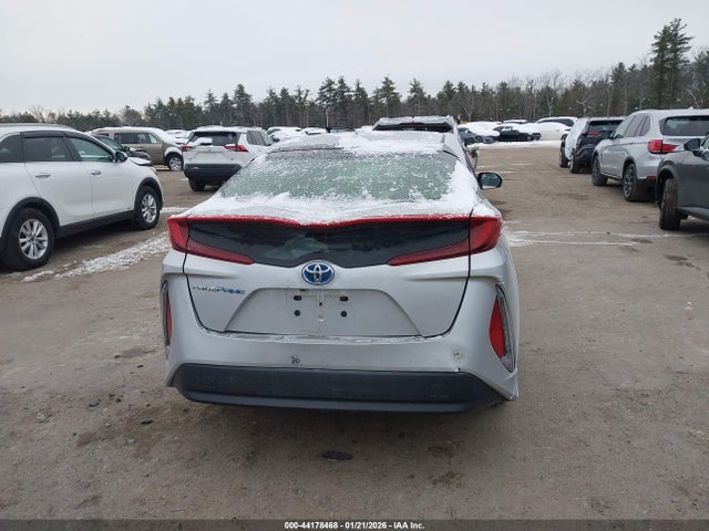 Toyota Prius Prime Premium 2017 JTDKARFP5H3005686 Image 16