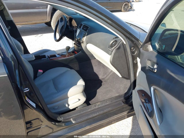 44178541 :رقم المزاد ، JTHBK262062014483 vin ، 2006 Lexus Is 250 مزاد بيع