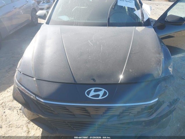 2025 Hyundai Elantra Se მანქანა იყიდება აუქციონზე, vin: KMHLL4DG6SU929894, აუქციონის ნომერი: 44178567