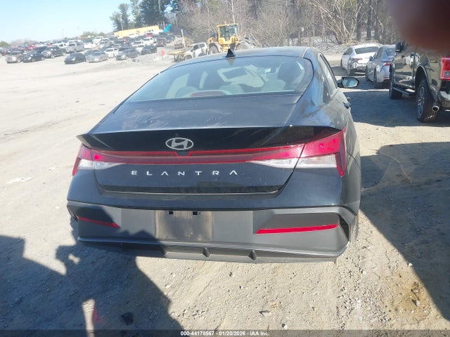 2025 Hyundai Elantra Se მანქანა იყიდება აუქციონზე, vin: KMHLL4DG6SU929894, აუქციონის ნომერი: 44178567