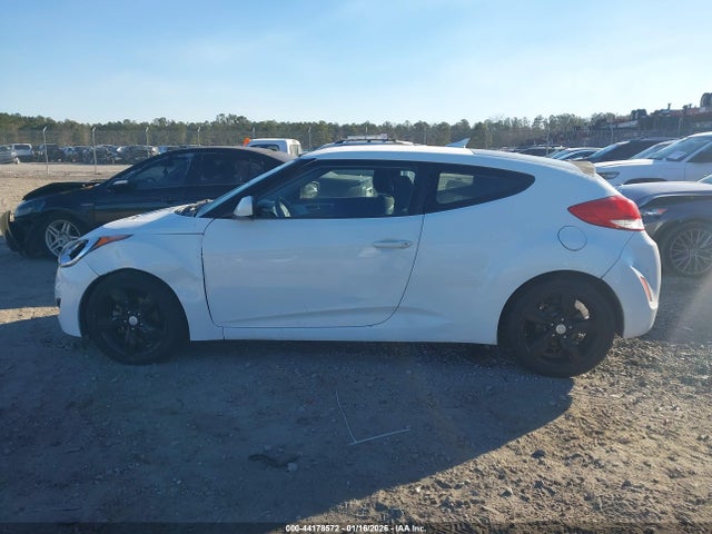 Aukcja sprzedaży 2015 Hyundai Veloster, vin: KMHTC6AD5FU228954, numer aukcji: 44178572