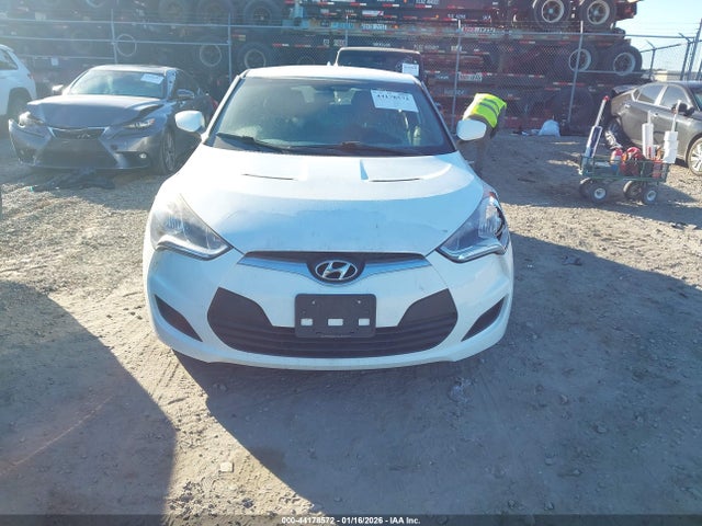 Aukcja sprzedaży 2015 Hyundai Veloster, vin: KMHTC6AD5FU228954, numer aukcji: 44178572