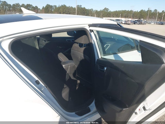 Aukcja sprzedaży 2015 Hyundai Veloster, vin: KMHTC6AD5FU228954, numer aukcji: 44178572