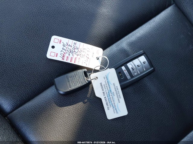 2018 ACURA ILX 19UDE2F3XJA007633 Photo 10