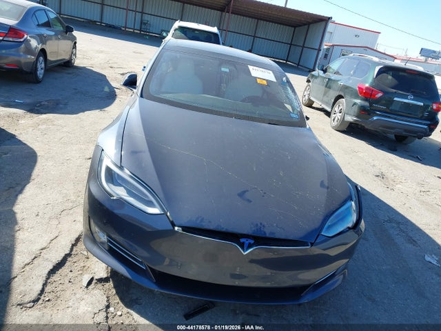 Tesla Model S 100d/60d/75d/90d/p100d 2017 5YJSA1E20HF187890 Image 12
