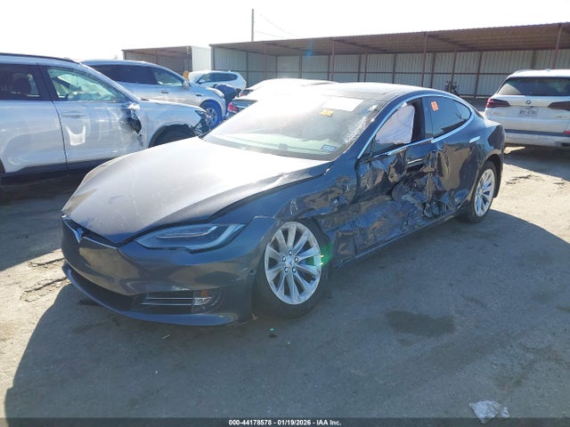 2017 TESLA MODEL S 5YJSA1E20HF187890 Photo 1