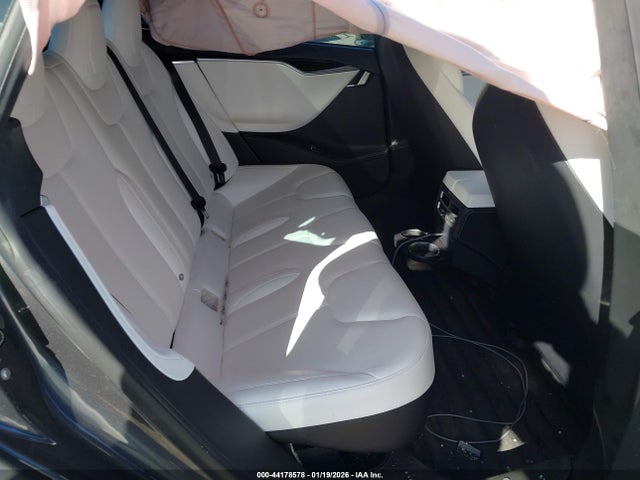 2017 TESLA MODEL S 5YJSA1E20HF187890 Photo 7