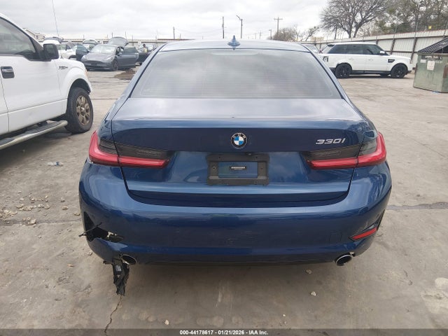 2021 Bmw 330i მანქანა იყიდება აუქციონზე, vin: 3MW5R1J05M8B95649, აუქციონის ნომერი: 44178617