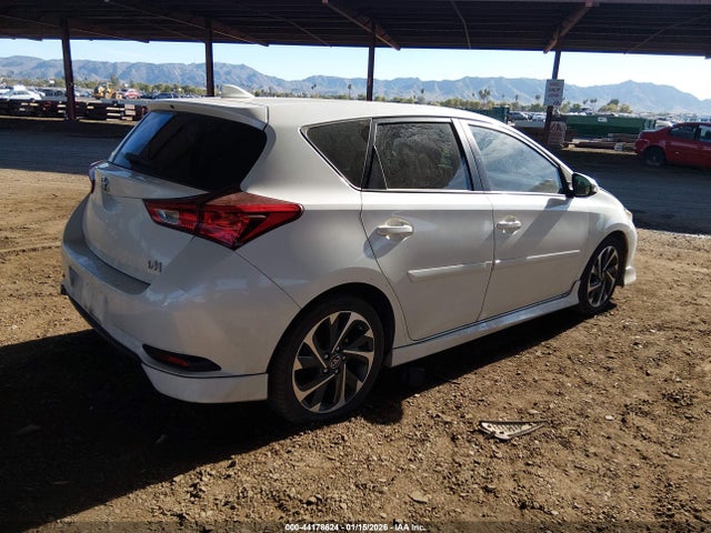 JTNKARJE7JJ561176 Toyota COROLLA IM