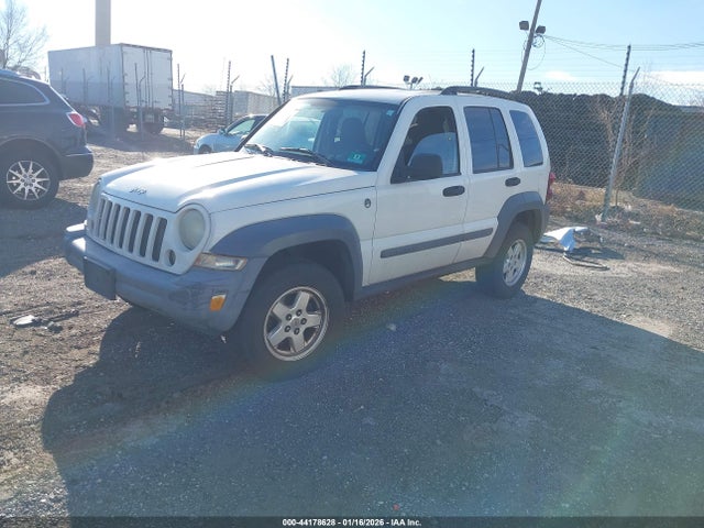 2005 JEEP LIBERTY 1J4GL48K05W509569 Photo 1