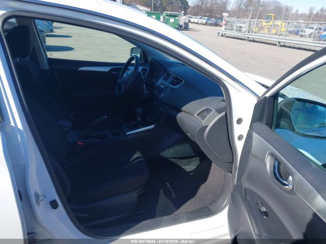 2018 NISSAN SENTRA 3N1AB7AP1JY322885 Photo 4