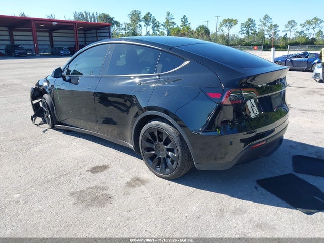 44178651 :رقم المزاد ، 7SAYGDEE3RA333334 vin ، 2024 Tesla Model Y Long Range Dual Motor All-wheel Drive مزاد بيع