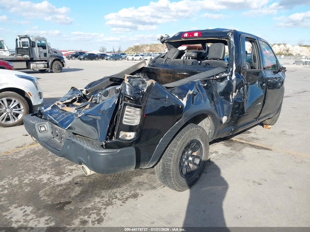 1C6RR7GT8MS577530 RAM 1500 Classic Warlock 4x4 6&#039;4 Box