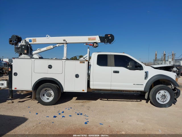 Ford F-550 Chassis Xl 2019 1FD0X5HT1KEG07128 Image 11