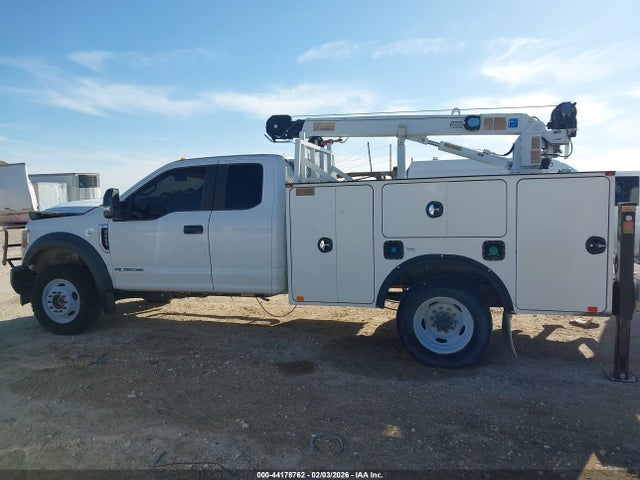 Ford F-550 Chassis Xl 2019 1FD0X5HT1KEG07128 Image 12