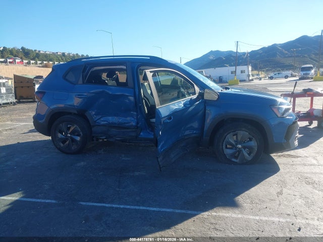 3VV5C7B22SM076938 Volkswagen Taos 1.5t S
