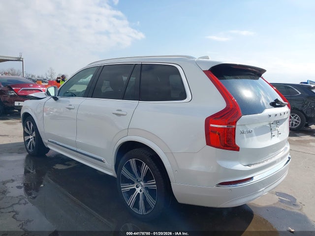 2024 VOLVO XC90 RECHARGE PLUG-IN HYBRID YV4H60LE8R1212139 Photo 2