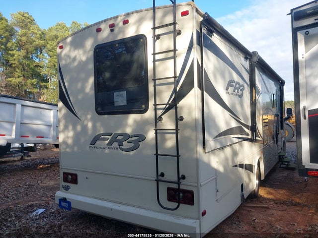 Ford F53 2018 1F65F5DY1J0A18206 Image 4