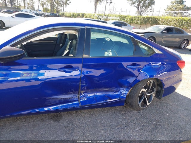 1HGCV1F33NA104796 Honda Accord Sport