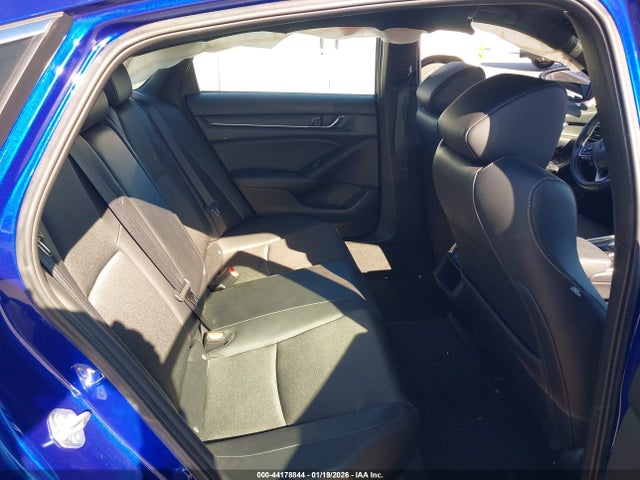 1HGCV1F33NA104796 Honda Accord Sport