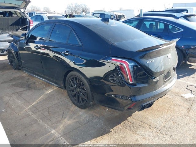 2022 CADILLAC CT4-V 1G6D75RP8N0410923 Photo 2