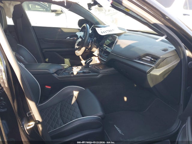 2022 CADILLAC CT4-V 1G6D75RP8N0410923 Photo 4