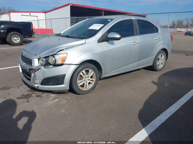 1G1JC5SH2E4142743 Chevrolet Sonic Lt Auto