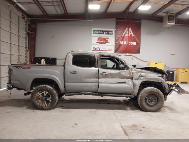 3TMCZ5AN8KM215510 Toyota Tacoma Trd Sport