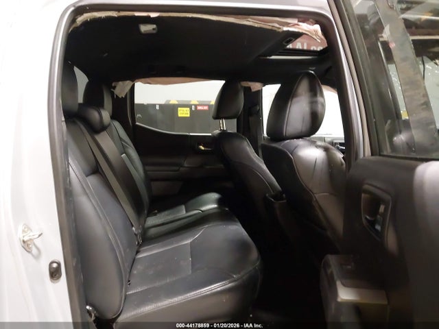 3TMCZ5AN8KM215510 Toyota Tacoma Trd Sport