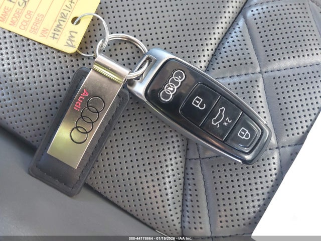 2021 AUDI SQ8 WA1CWBF15MD023063 Photo 10